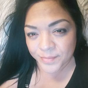 Meet your Posher, Ofelia